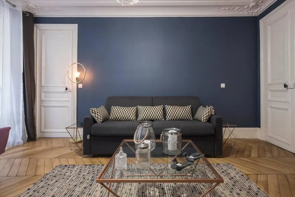 Cosy In The Heart Of Apartment Paris
