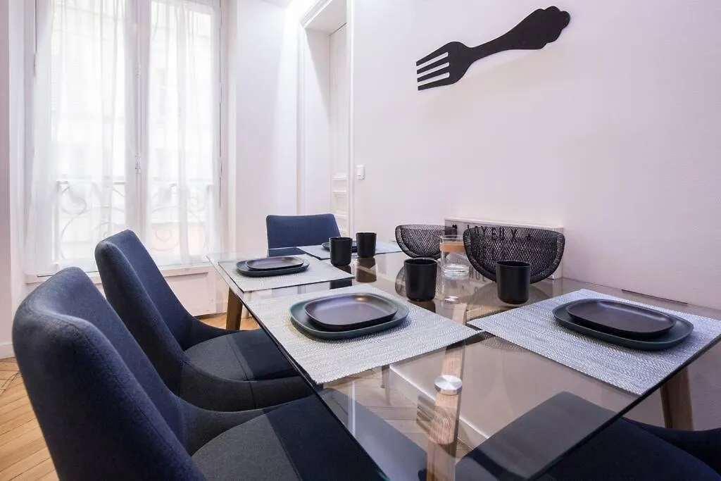 Cosy In The Heart Of דירה *