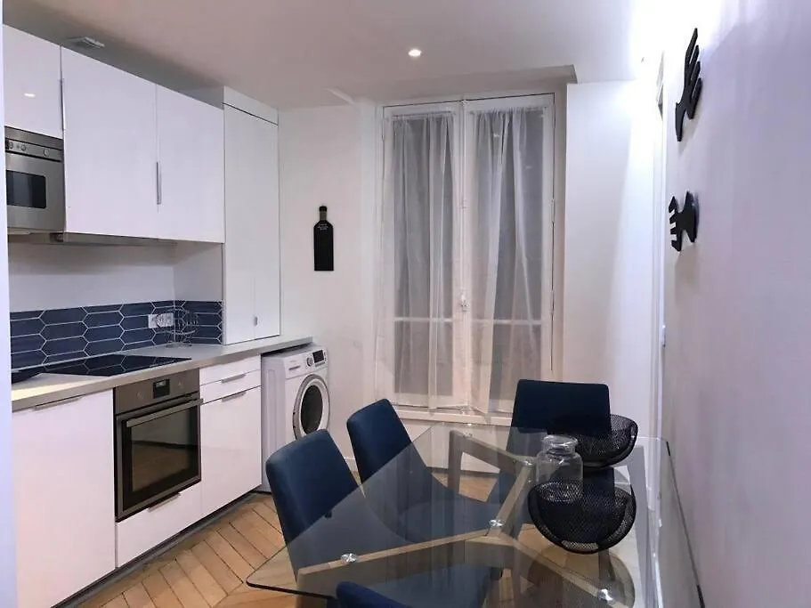 Cosy In The Heart Of דירה