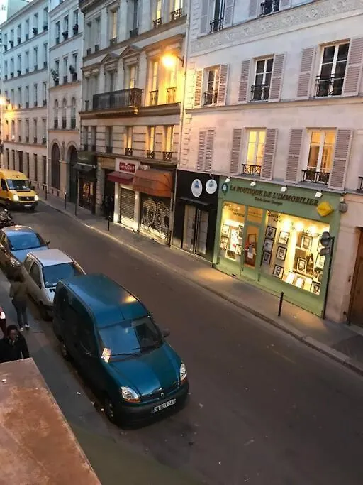 Lägenhet Cosy In The Heart Of Paris